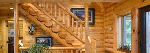लकड़ी के घर में एक सीढ़ी बनाने के लिए