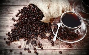 शक्ति, या चिंतित: क्या कॉफी बनाता है?
