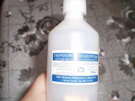 हाइड्रोजन परॉक्साइड - एक उत्कृष्ट protectant, और बुवाई से पहले बीज का एक उत्तेजक