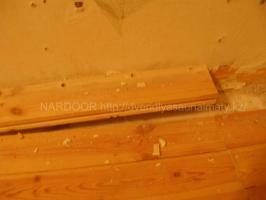 लकड़ी के फर्श की समाप्ति ठोस पाइन की planks